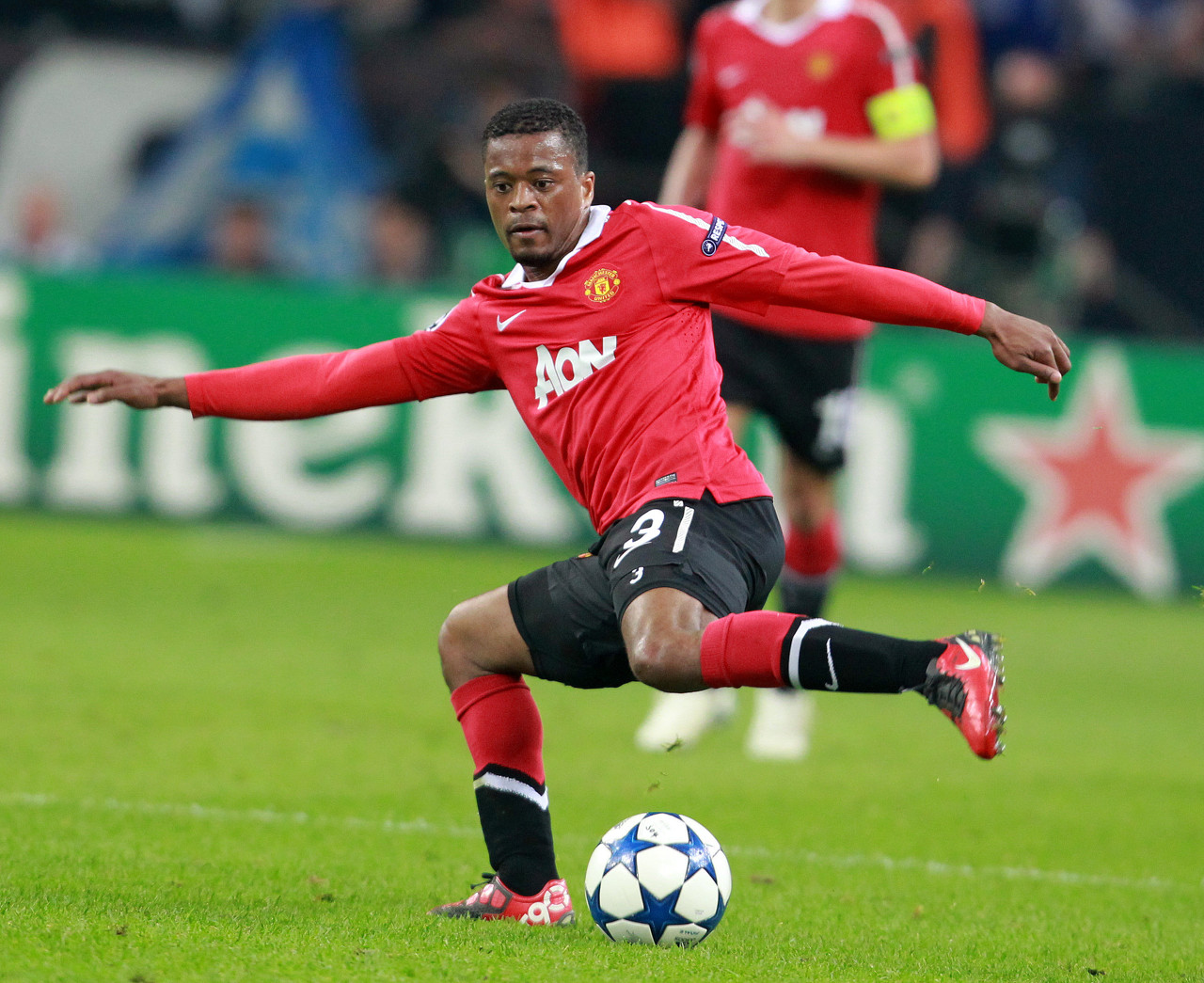 支年轻且拥 支年轻且拥